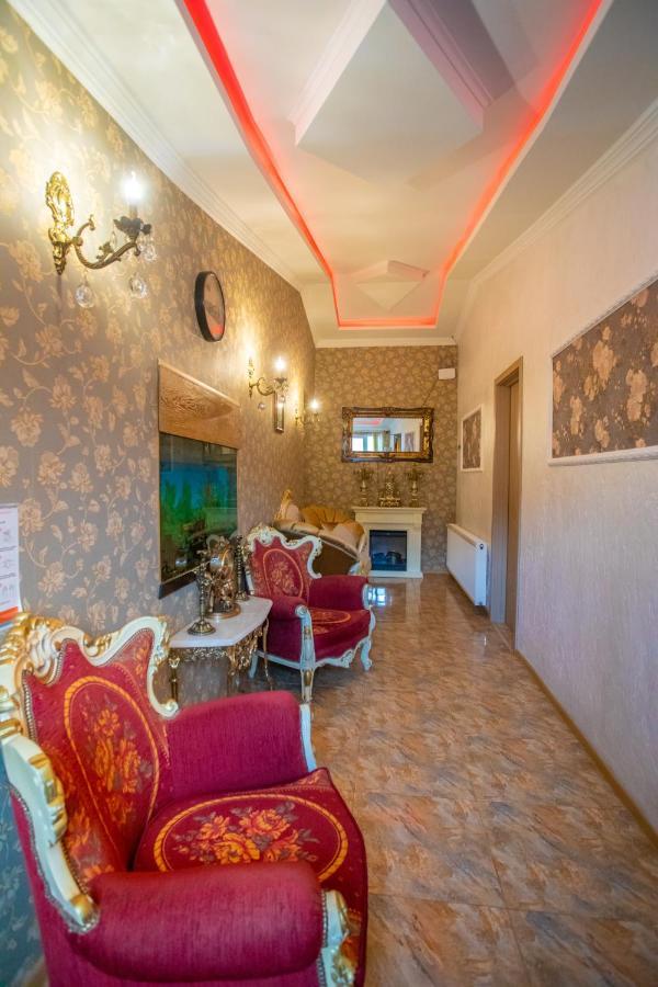 Hotel Mkudro Кутаиси Екстериор снимка